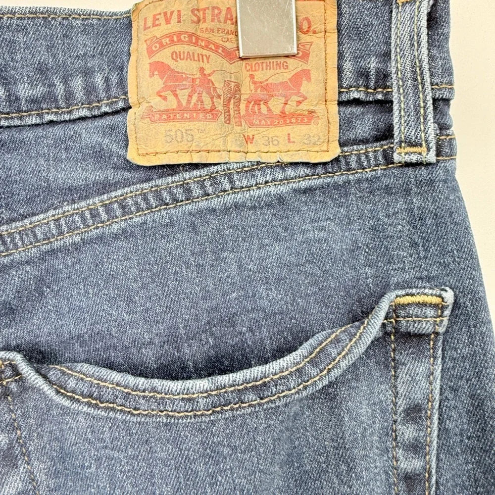 Levi 505 Straight Leg Jeans Mens 36x32 Denim Classic Minimalist Capsule Workwear